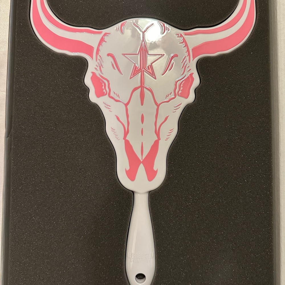 Jeffree Star Cosmetics Hand Mirror Ranch Skull White Pink SOLD OUT! Discontinued